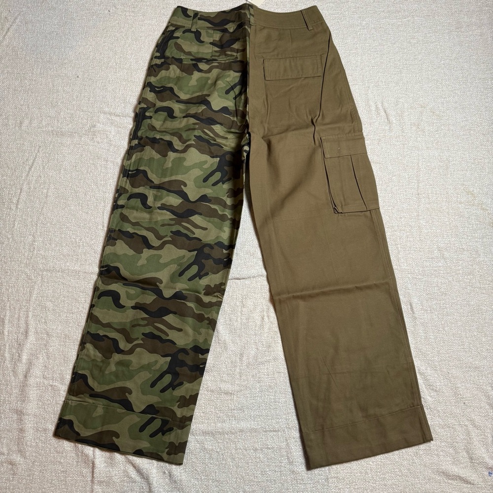 CHOOSY Women’s Two-Tone Olive and Camouflage Cargo Pants, Size 2, NWT - Picture 2 of 5